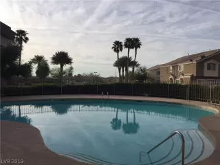 Photo #2: 2085217 Listing