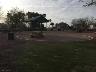 Photo #3: 2085217 Listing