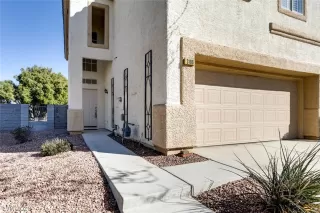 Photo #2: 2085221 Listing 