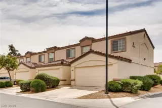 Photo #1: 2085222 Listing