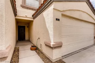 Photo #2: 2085222 Listing