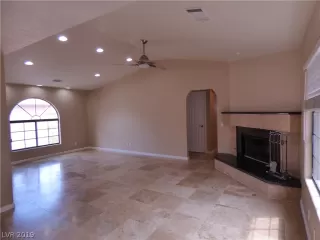 Photo #1: 2085224 Listing