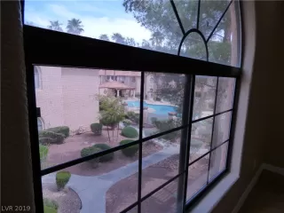 Photo #4: 2085224 Listing