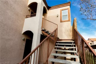 Photo #1: 2085228 Listing