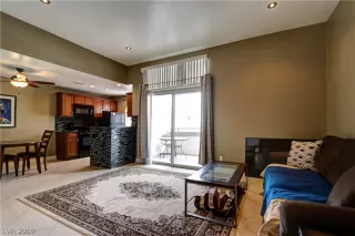 Photo #3: 2085283 Listing