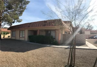 Photo #2: 2085289 Listing