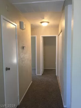 Photo #5: 2085289 Listing