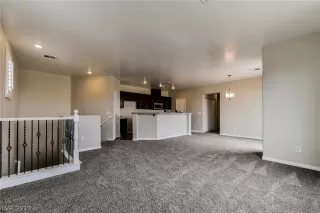 Photo #2: 2085329 Listing