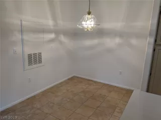 Photo #2: 2085391 Listing