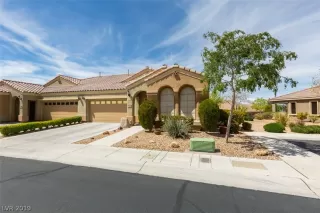 Photo #1: 2085535 Listing 