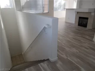 Photo #4: 2085538 Listing