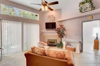 Photo #3: 2085550 Listing 