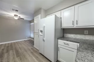 Photo #2: 2085589 Listing