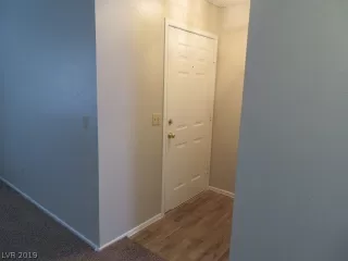 Photo #3: 2085661 Listing 