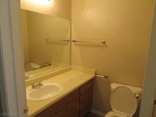 Photo #6: 2085661 Listing 