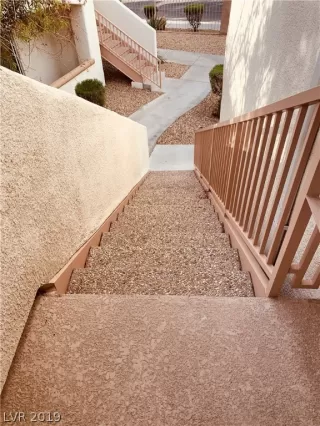 Photo #3: 2085679 Listing 