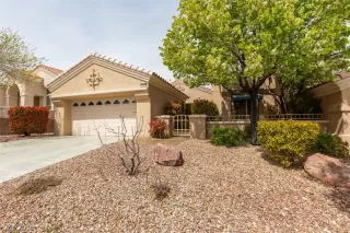 Photo #3: 2085701 Listing 