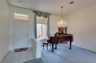 Photo #6: 2085701 Listing 