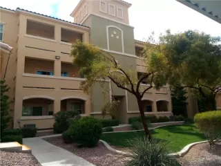 Photo #1: 2085705 Listing