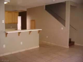 Photo #6: 2085758 Listing 