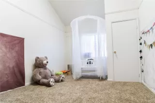 Photo #1: 2085760 Listing 