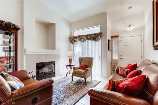 Photo #2: 2085808 Listing