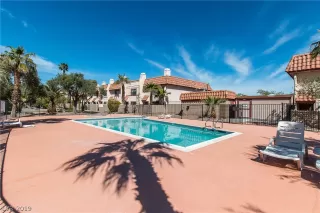 Photo #1: 2085883 Listing