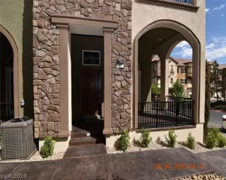 Photo #6: 2085904 Listing 