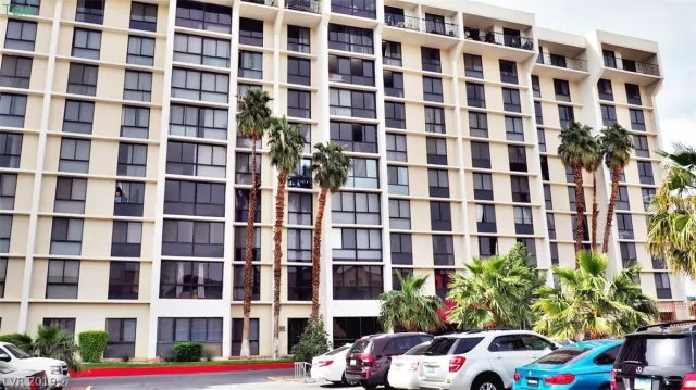 MLS: 2085963 Condo For Sale