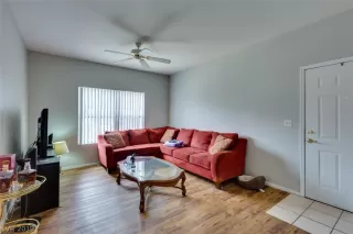 Photo #5: 2085973 Listing 