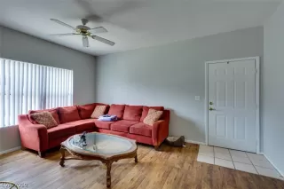 Photo #6: 2085973 Listing 