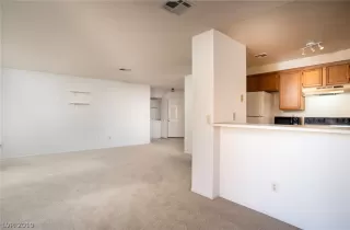 Photo #4: 2086063 Listing 