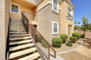 Photo #2: 2086128 Listing