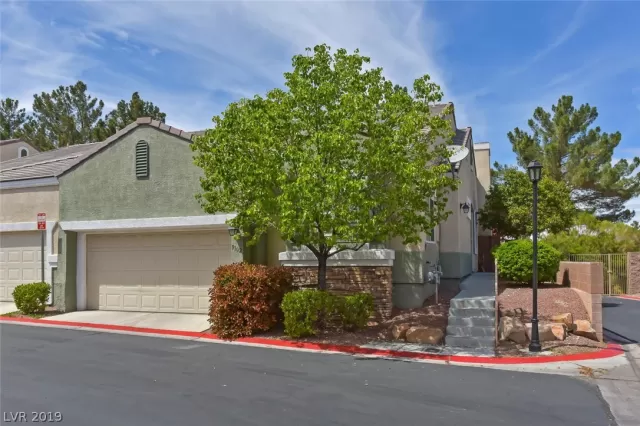 MLS: 2086193 Condo For Sale