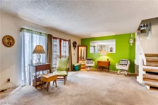 Photo #1: 2086220 Listing 