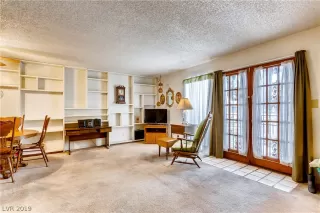 Photo #3: 2086220 Listing 