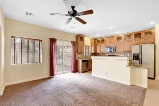 Photo #3: 2086228 Listing 