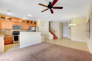 Photo #5: 2086228 Listing 