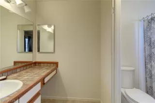 Photo #1: 2086372 Listing 