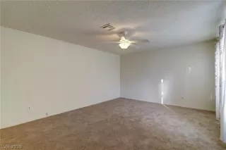 Photo #4: 2086372 Listing 