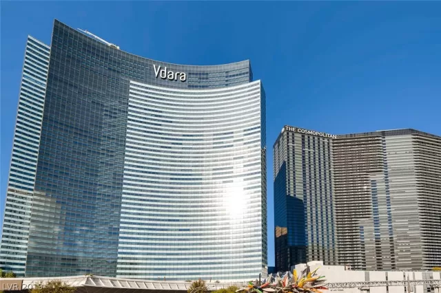 MLS: 2086376 Condo For Sale