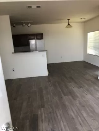 Photo #2: 2086450 Listing 