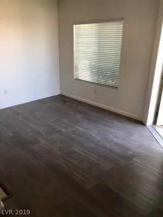 Photo #4: 2086450 Listing 