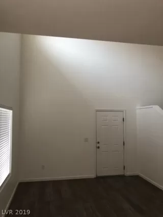 Photo #6: 2086450 Listing 