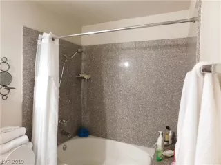 Photo #4: 2086516 Listing 