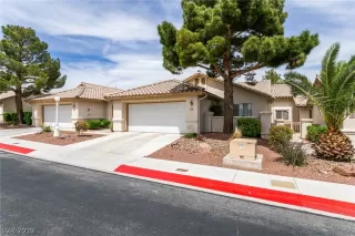 Photo #1: 2086565 Listing