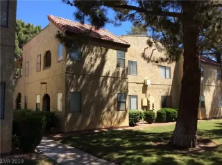 Photo #1: 2086616 Listing