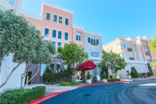 Photo #2: 2086643 Listing 