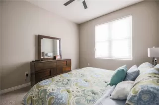Photo #4: 2086643 Listing 
