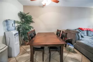 Photo #6: 2086646 Listing 